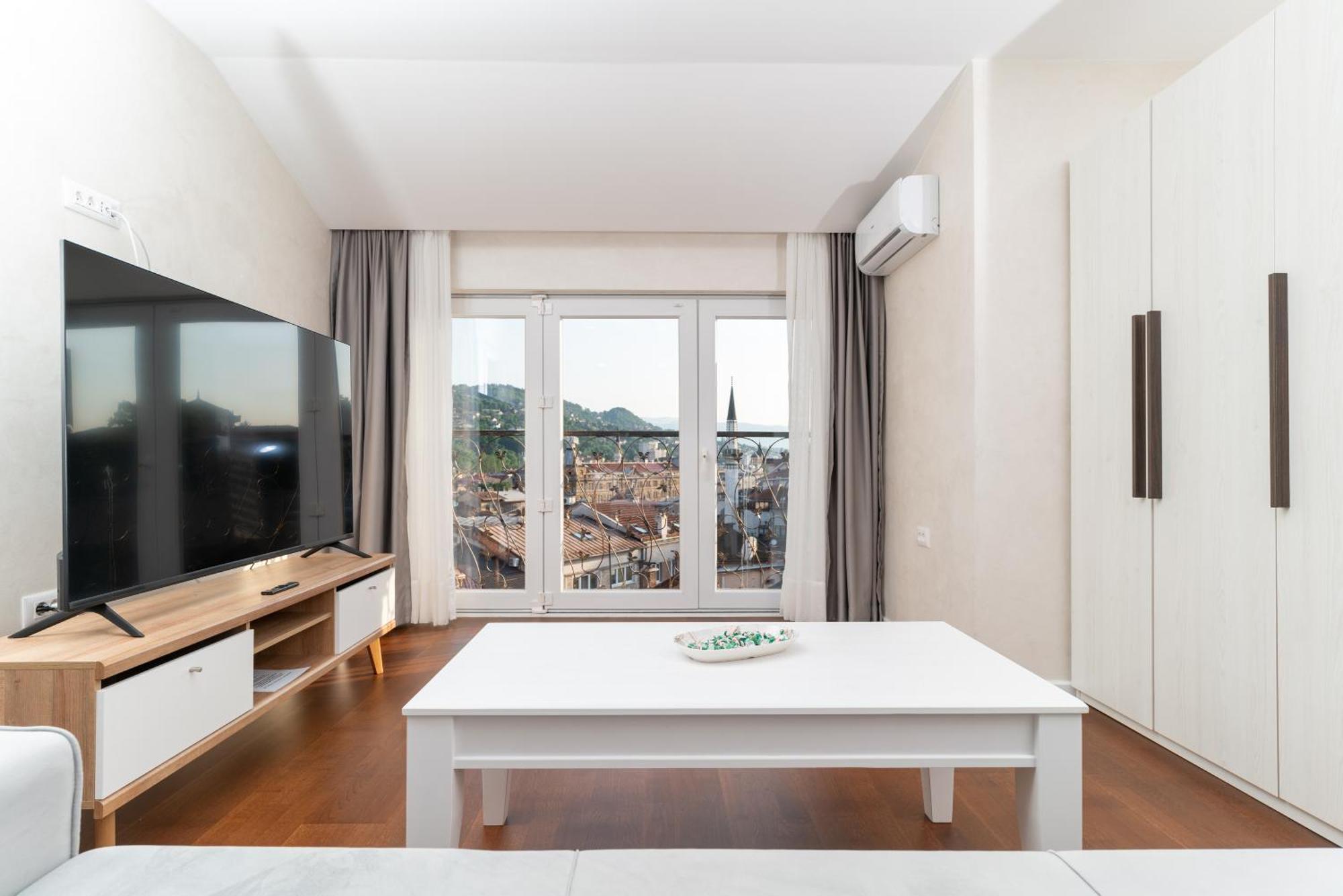 Ornament Hotel And Apartments Сараево Екстериор снимка