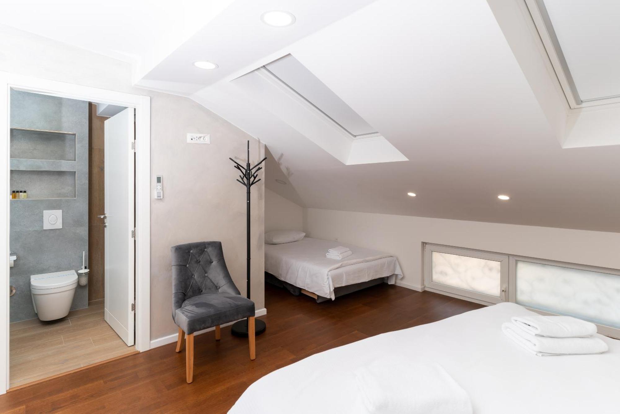Ornament Hotel And Apartments Сараево Екстериор снимка